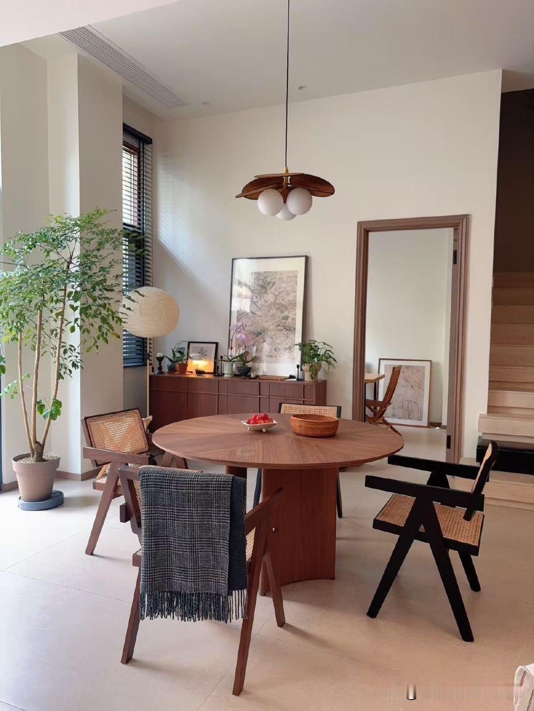 绍兴楼市现在下跌也有点点加速的感觉了。在过去13个月里面。绍兴柯桥区、越城区