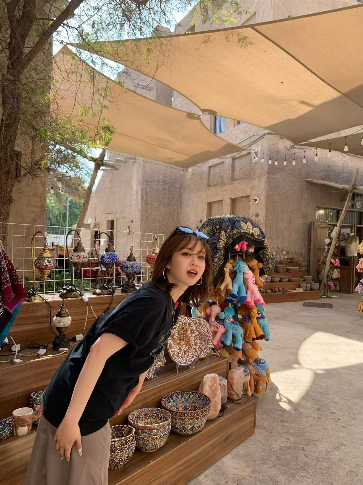 colorwalk超出片的以沙为色，以时光为径。米棕的神秘色彩，只寻大地本真的色