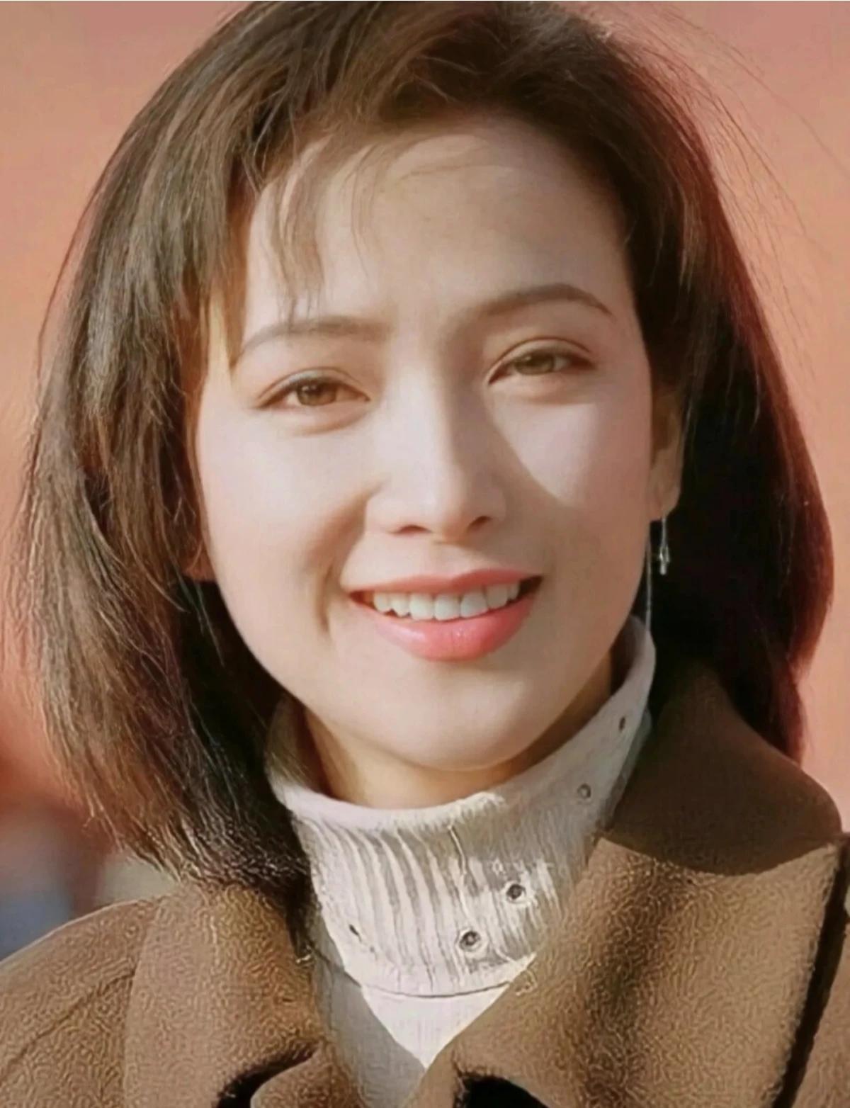 听闻何晴去世的消息，我闺蜜说：面相真是玄学，你别看何晴长得那么漂亮，可她