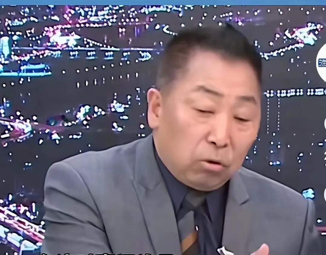 唐湘龙说大陆酷了，说大陆的软实力已经在世界排名第二，只在美国的后面。唐湘龙说