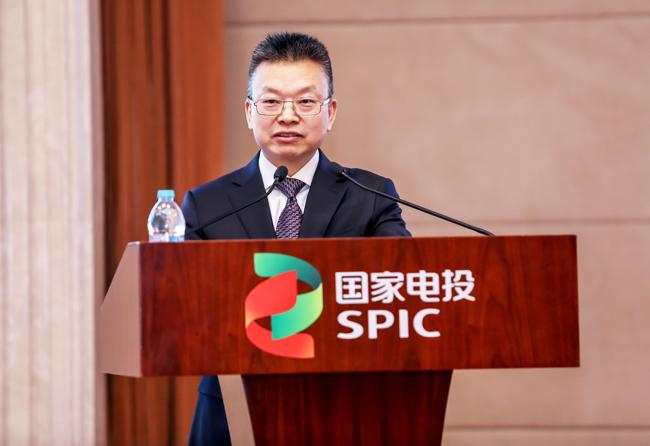 周末打虎不停歇，央企华能集团的财务大总管王益华，在卸任一年后被查。王益华的仕