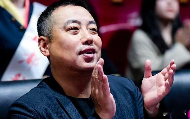 刘国梁放心不下国乒，现身崇明集训基地，点评既犀利又客观！近期国乒