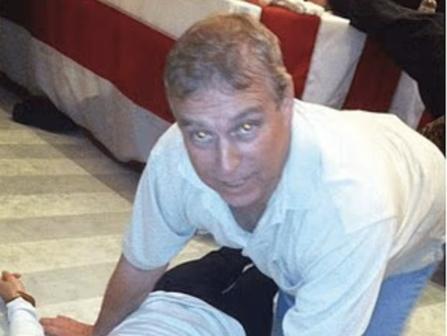 推上传疯了，爱泼斯坦案最新进展，毁人三观。原来马斯克没去过是真的，但是他想去来