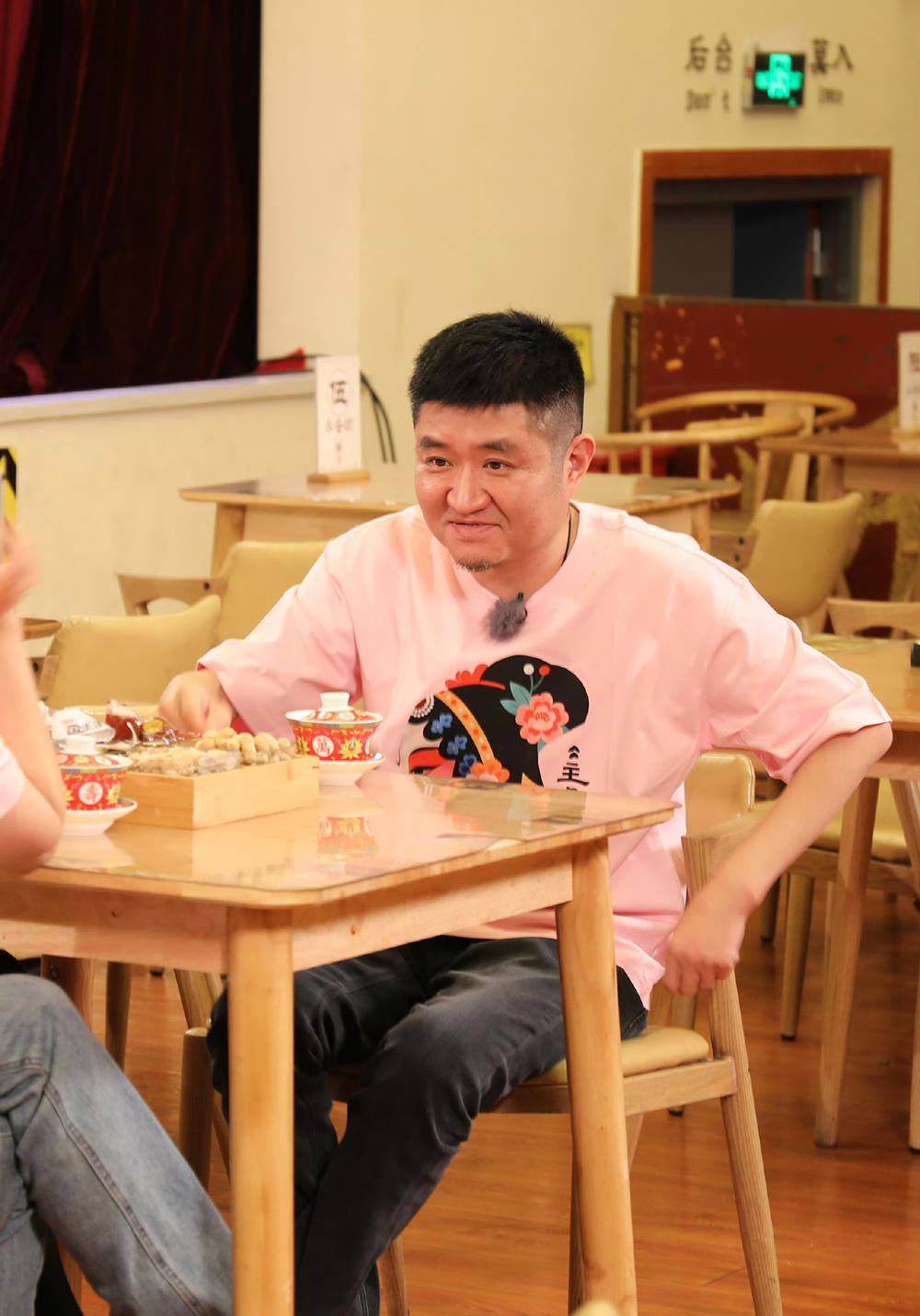 【著名相声演员苗阜得到央视青睐，前途无量，对此你怎么看？】近日，著名相声演员、