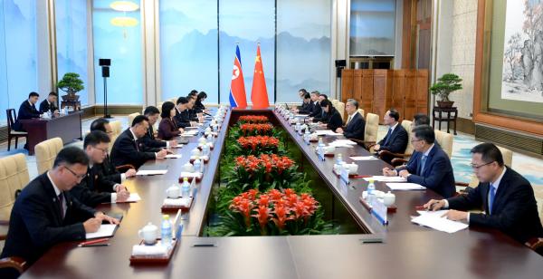 9月28日，王外长会见了到访的朝鲜外长崔善姬，那么双方的会晤当中有哪些要点值得关