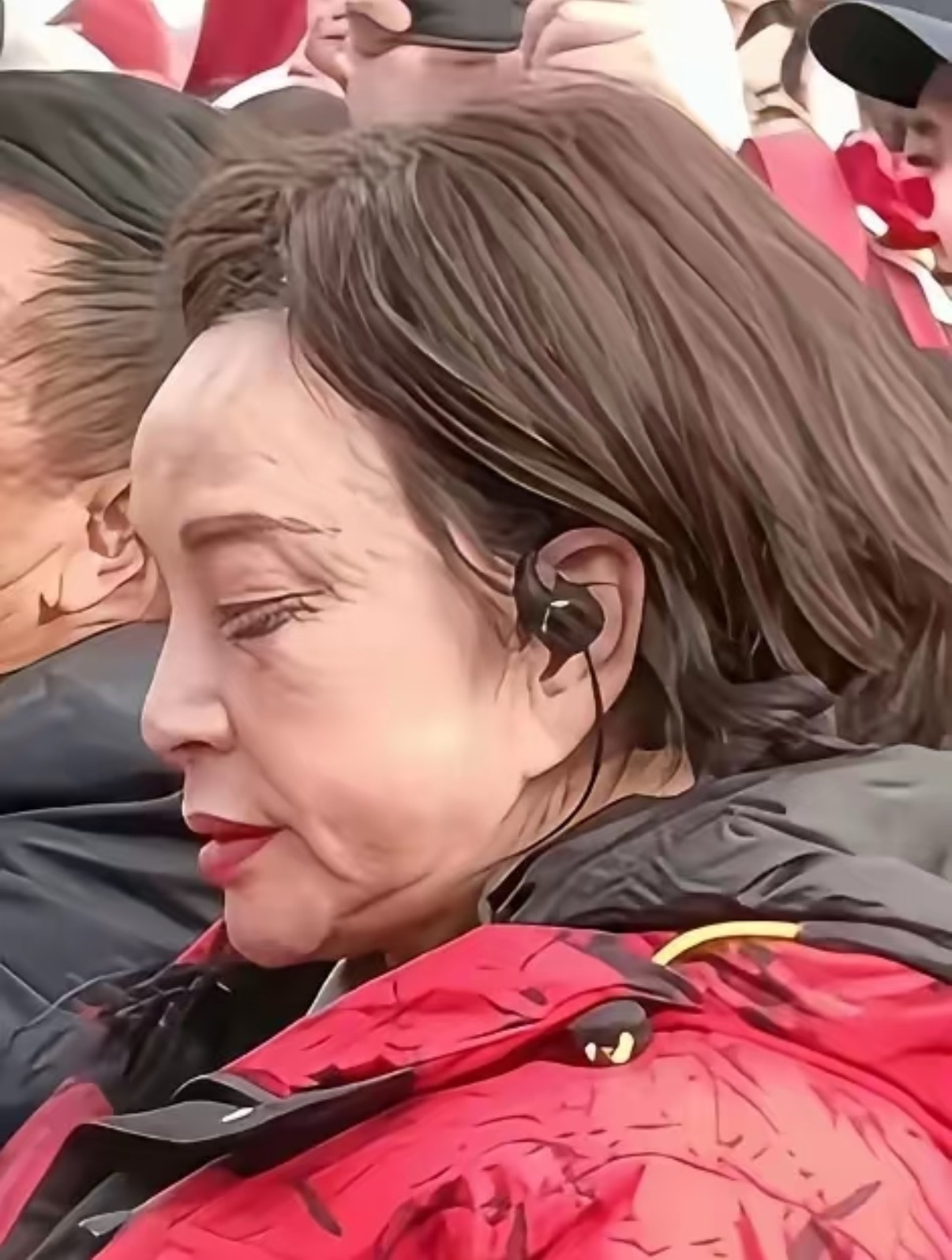 刘晓庆这次又让全网看呆了。75岁在新短剧《锦绣安然》里出演少女，还和比自己小30