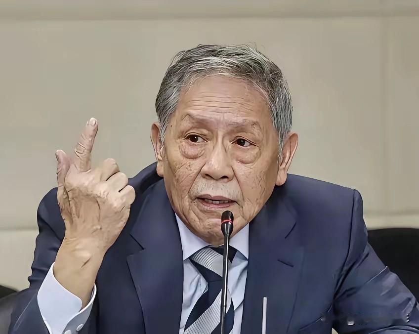 台湾退役中将帅化民5月14日爆出猛料：台湾那些深绿的“台独”分裂分子，只要深扒一
