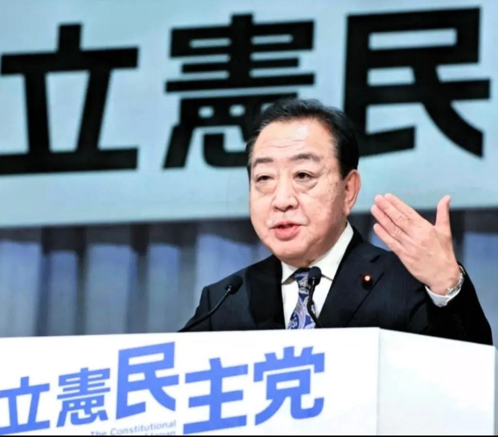 日本这回算是彻底乱成了一锅粥！高市早苗搬石头砸自己的脚19