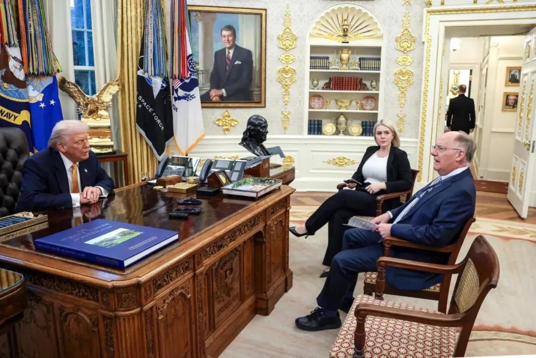 能推翻特朗普的，只有第二天的特朗普据路透社报道，针对此前美国移民与海关执法局