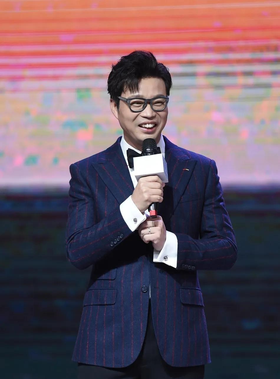 王迅被曝特别爱“点外卖”！昨天刷抖音，刷到演员王迅的视频，最近王迅拍了一系列美