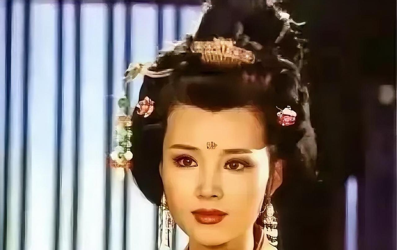 710年深夜，韦皇后正在睡觉，25岁的李隆基突然闯入，韦皇后又惊又怒：“大胆逆子