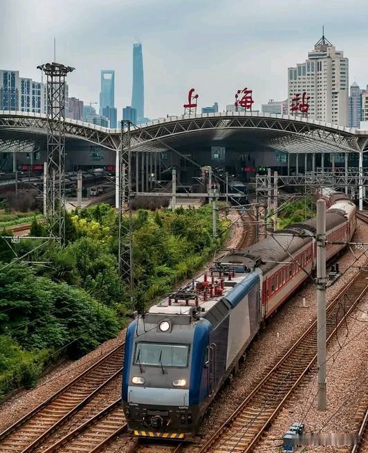 中国铁路第一梯队为啥只有上广北三局？答案很现实经常有人问，全国18个铁路集