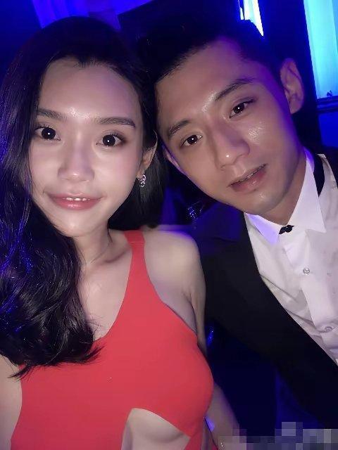 张继科与女星合影发现他也是帅哥一枚毕竟他和美女在一起很搭​​​