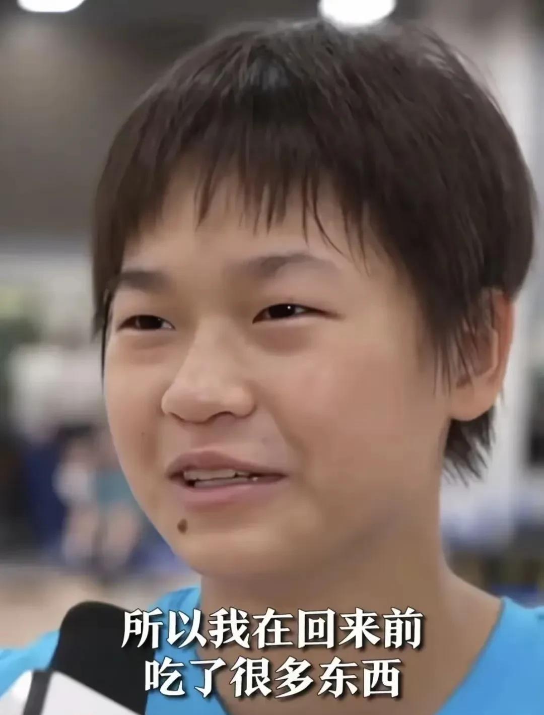 央视镜头里的全红婵，确确实实胖了不少。胖起来很容易，减下去很难，需要婵宝的意志力