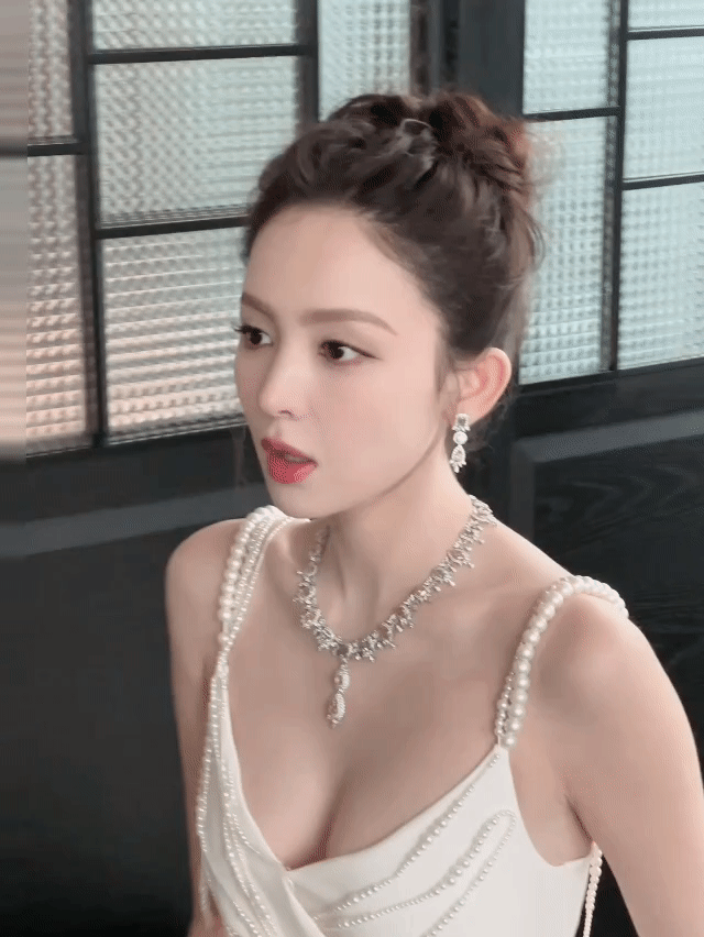 还是有肉的娜扎更好看​​​