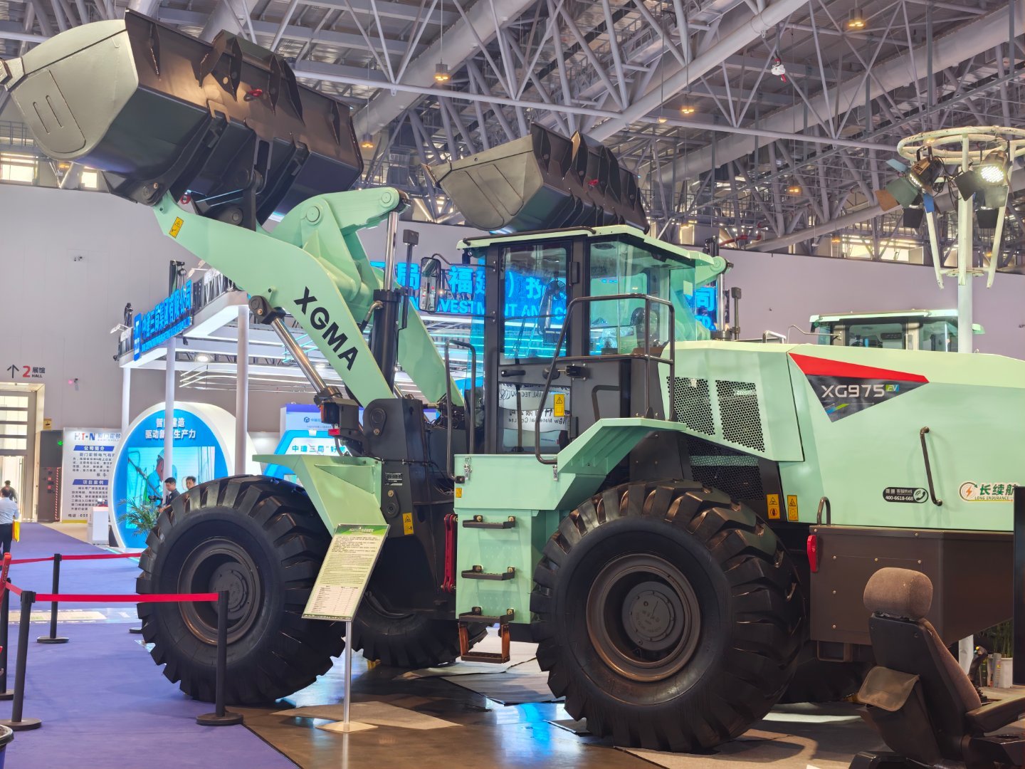 我现在深刻明白一点就是车小容易被别，车大了那些日产本田宝马一个个怂的跟什么样（