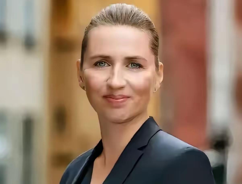 加拿大真该好好谢谢丹麦那位女首相！她把格陵兰岛的永久驻军权彻底拱手让了出去，害得加拿大被美国三面合围