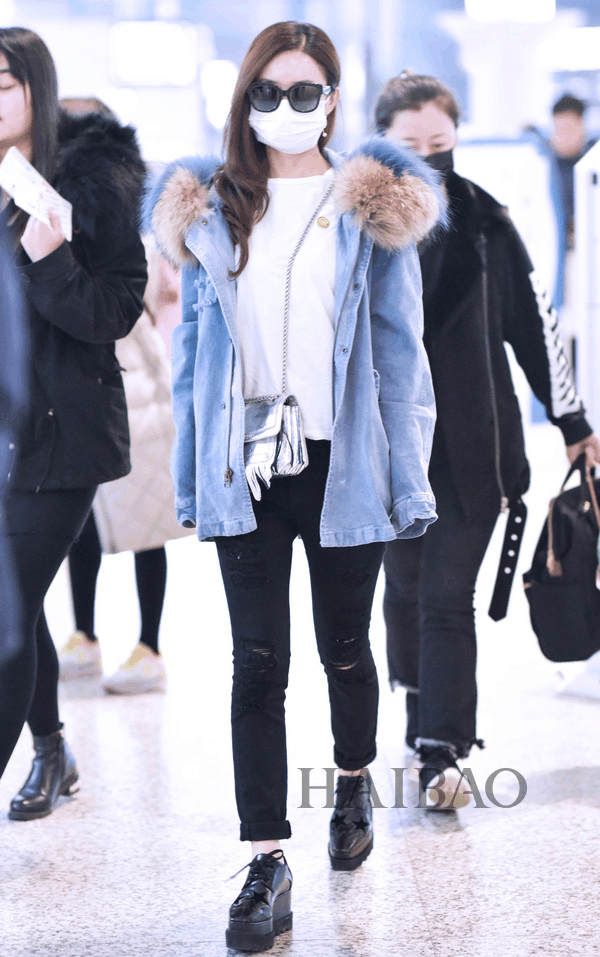 热点话题:唐嫣赵丽颖迪丽热巴, 机场拼颜值, 穿