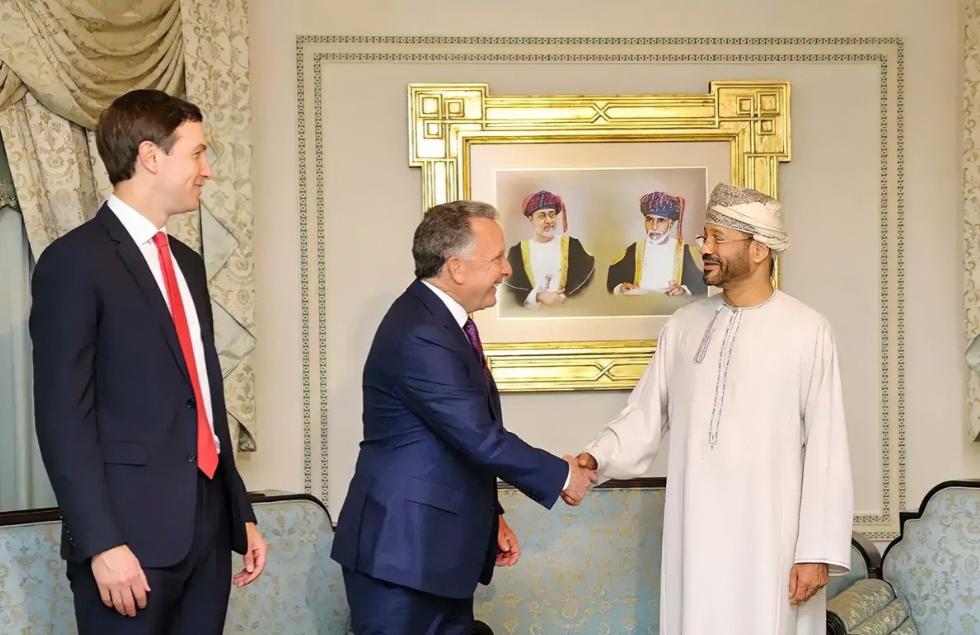 中东那个随时可能炸响的火药桶，昨晚竟然奇迹般地没炸。大家都捏着一把汗，以为特朗普