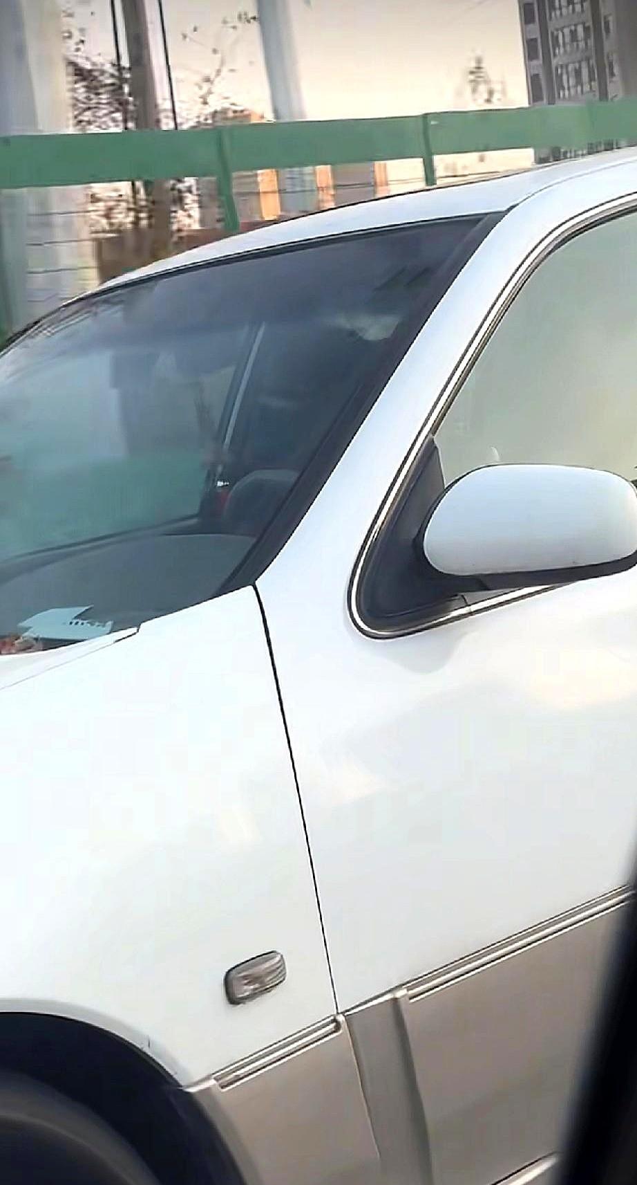 车晓的母亲王丽云太节俭了，恐怕是娱乐圈最朴素的一位演员了，她在北京街头被偶遇，座