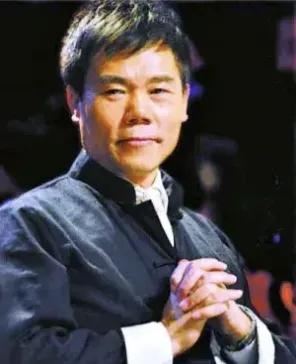 司马南出事了，他经常把爱国挂在嘴边，但是却因偷税漏税被900多万。司马南其实就