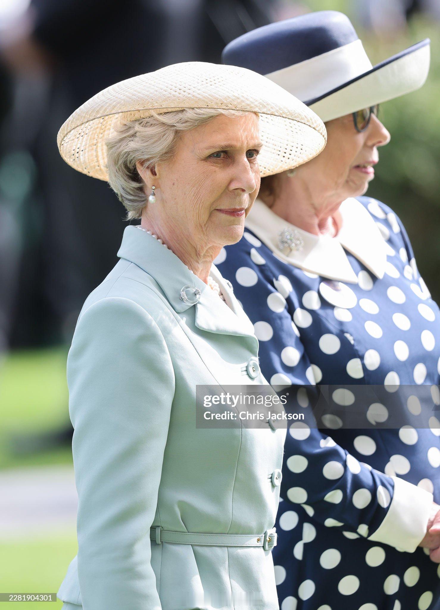 英国王室2026年6月16日，格洛斯特公爵夫妇和卡米拉王后的女官LadyS