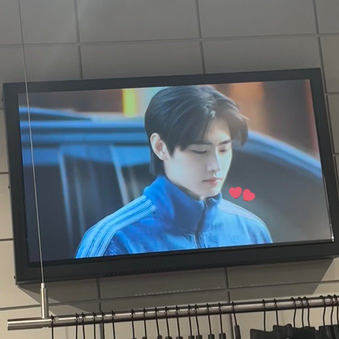 朴成训adidas品牌代言人菲律宾的阿迪广告牌​​​