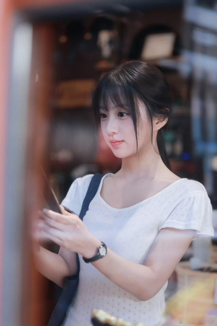 包上恩头像大户又上新了《炽夏》夏日暗恋氛围感直接拉满，挽挽的心动故事看得意难平，