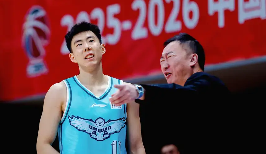 刘维伟: 两支队伍得分都没有超过70分, 可见今天的对抗激烈