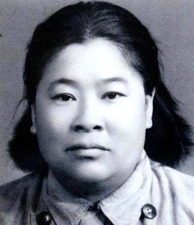 1937年，红一方面军周子昆大婚，毛泽东、周恩来、朱德都来了，新娘却不敢出来见客