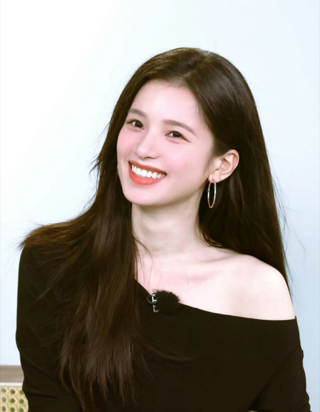 张婧仪美到我失语，不愧是校园女神！姐姐好美啊！！对我的眼睛非常好！​​​