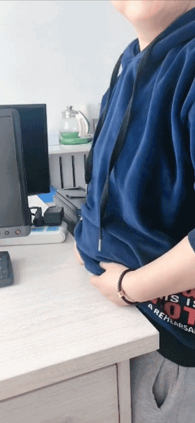 当妈妈问我钱都花到哪里去了？？？我：[无奈摊手]搞笑乐不停​​​