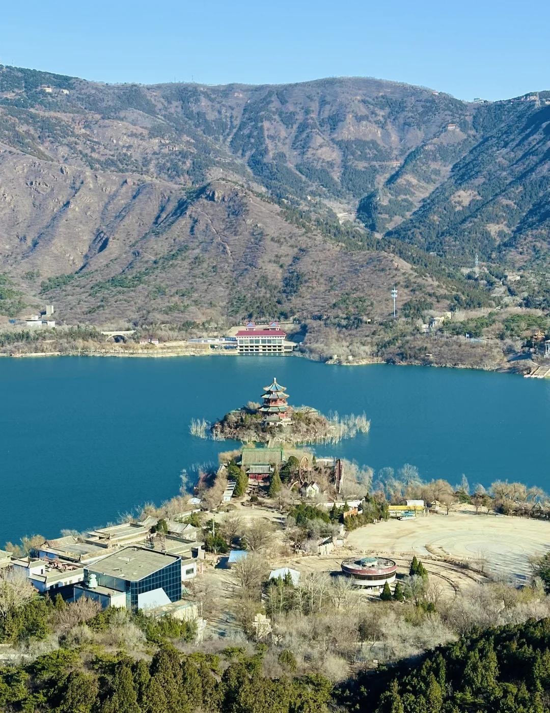 朋友圈问爆了❗️昌平🚗0.5h直达徒步看海秘境初冬来临之季，也是爬山徒步的好