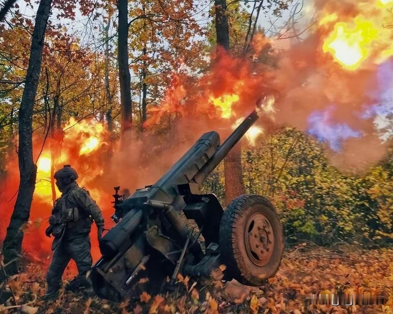 4. 波克罗夫斯克局势危急超300名俄军已攻入该城：波克罗夫斯克局势危急，超3