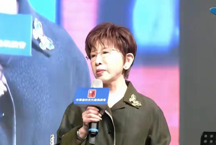 3月28日那个下午，一场毫无底线的内部绞杀战，在岛内蓝营高层彻底撕破了脸。谁能想