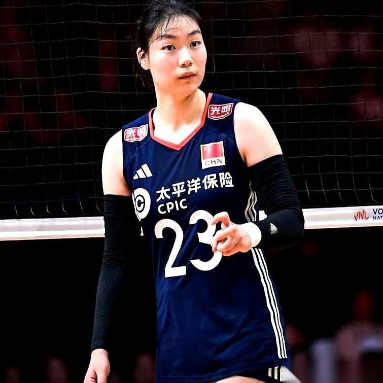 23比4。我得把这个数字单独拎出来说。这不是全场比分，这是江苏女排打天津，一