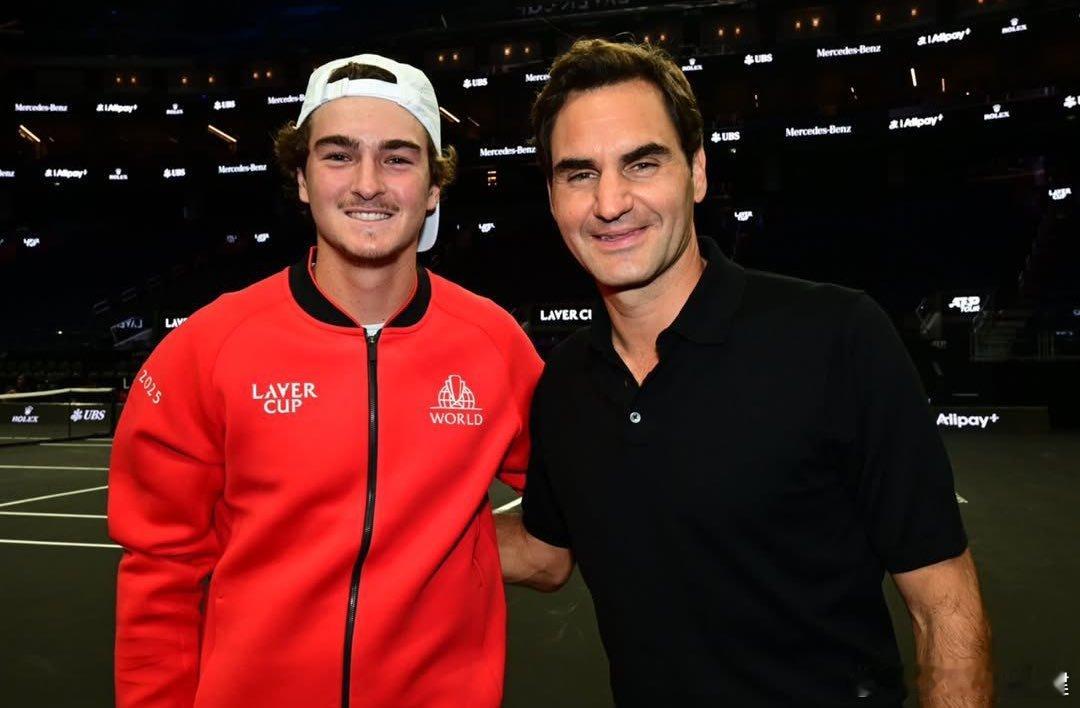 费德勒点评丰塞卡：“若昂和辛纳非常相似，他只需要学会何时全力进攻、何时更谨慎地比