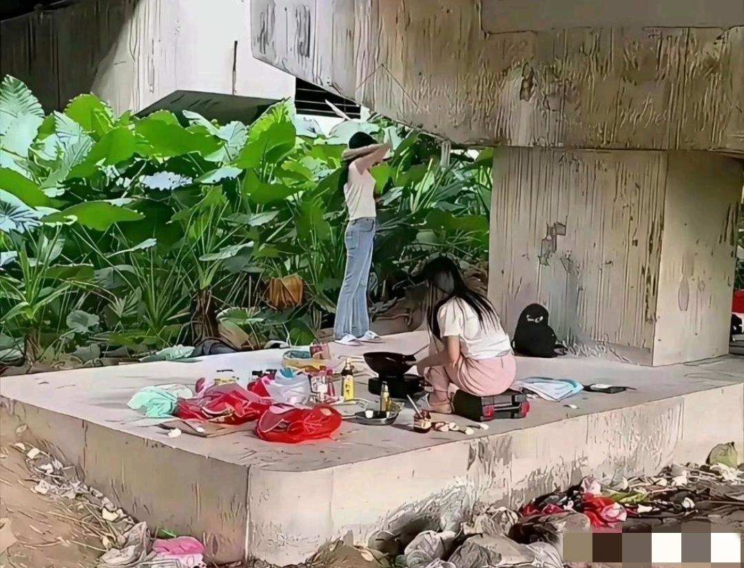 真‏的好纳闷，她们是咋做‎‎﻿到连表﻿‎‍情‏都不带﻿变的？‎