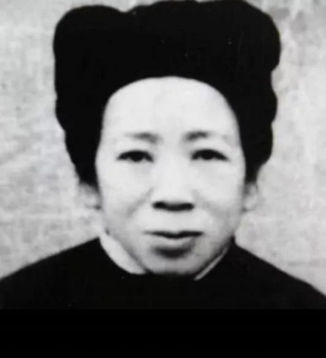 1982年，河北的老太太张翠屏临终前，再三叮嘱儿子：“你记着，等我死后，无论你发