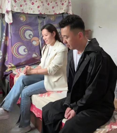 2025年10月的浙江,一则看似寻常的相亲纠纷,却如同一块巨石投入平静的湖面,激