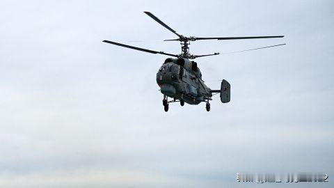 乌军在克里米亚摧毁一架“潜艇猎杀者”Ka-27直升机乌克兰武装部队总参谋部报