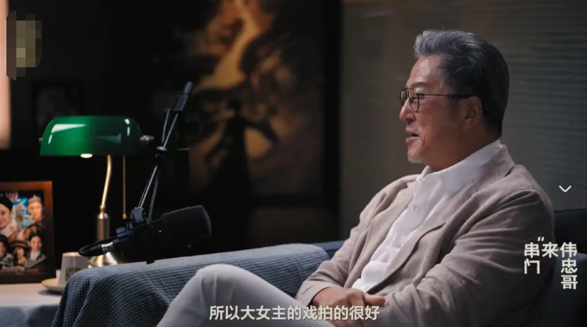 都来看，郑晓龙揭秘《藏海传》劲爆幕后：早期剧本里“蒙面人”曾设定成“皇上”。