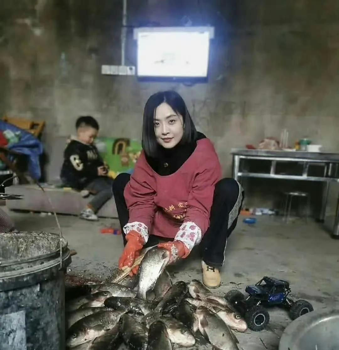 这眼神你说绝不绝，反正我是真上头了。