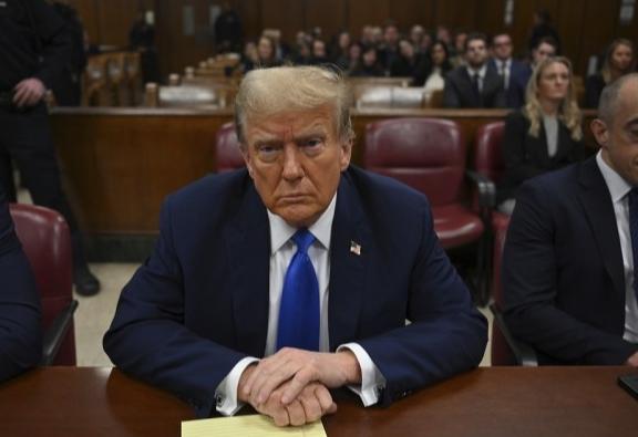 懂王还真的下令福特级航母四号舰以后都改为蒸汽弹射器，这是“长官意志”的表现，意味
