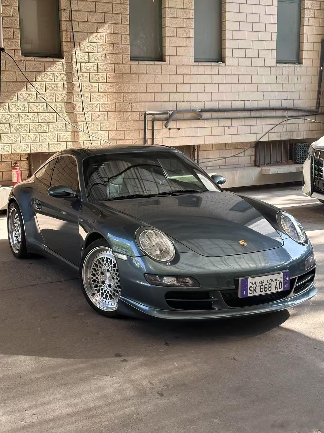 保时捷997targa4s，刚重金整备，太好看了​​​