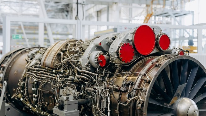 曼图罗夫视察乌法发动机生产联合体2026年3月6日，俄罗斯联合发动集团（UEC，