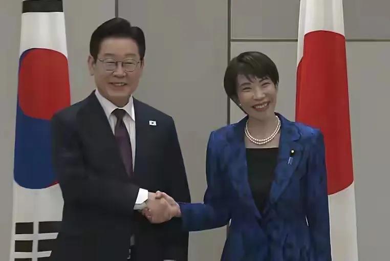 李在明面见高市，绝口不提日本扩军，还问了个和中国相关的要求。韩国总统李在明面