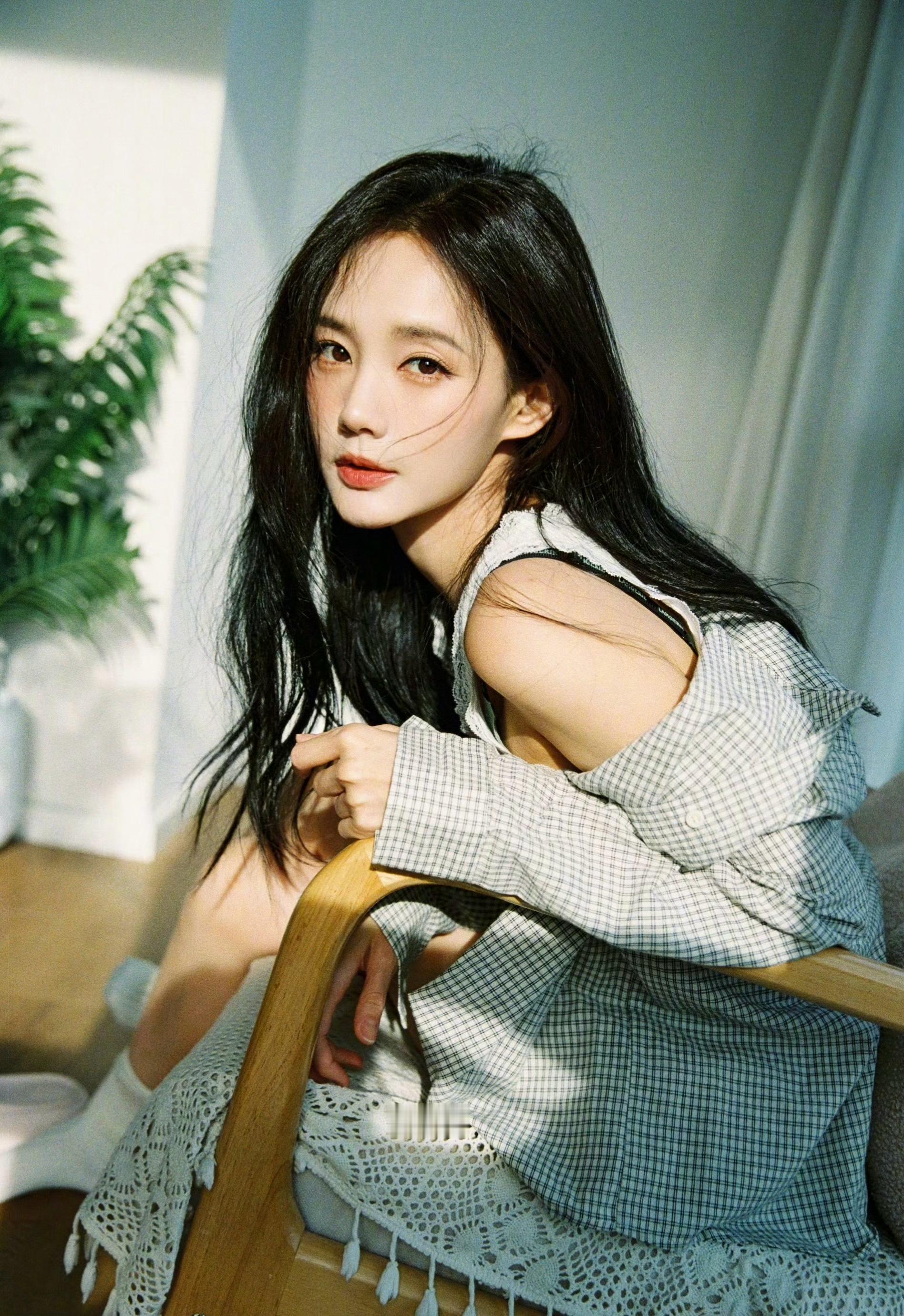 李一桐夏日写真🍉🫧​​​