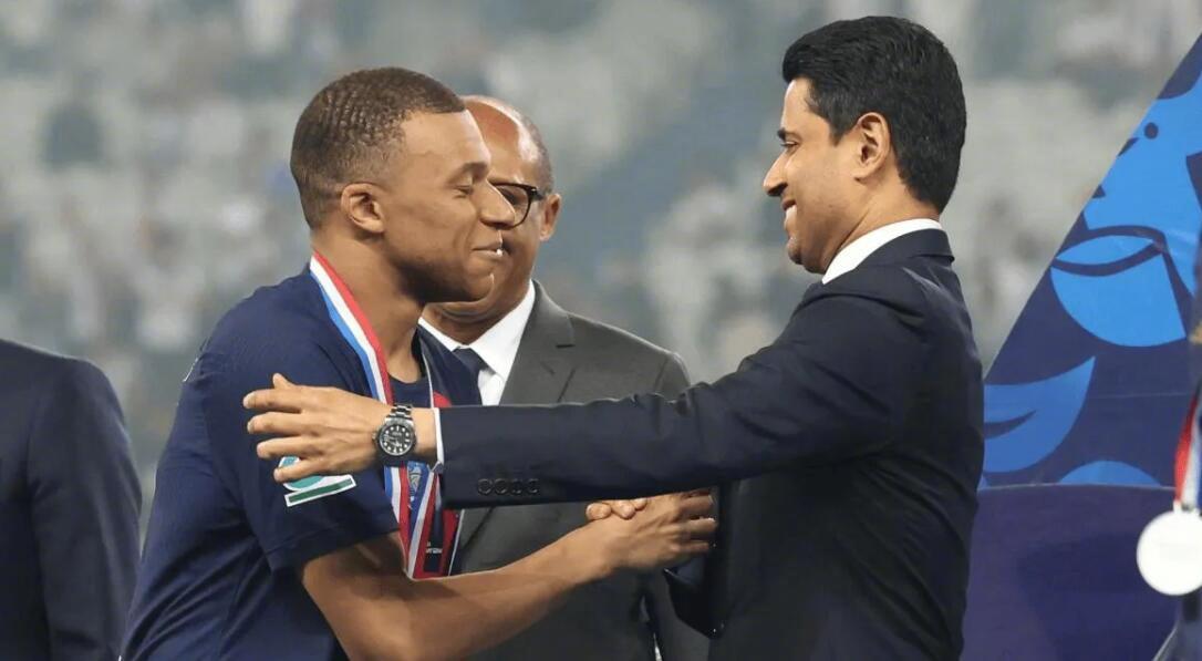 欧洲转会新闻汇总！★当初有多爱，现在就有多恨！姆巴佩的“叛逃”，是大巴黎心头