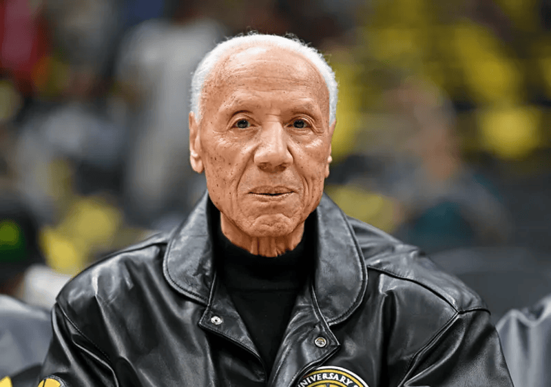 Stein: 威尔肯斯是最伟大的球员&教练之一, 这是巨大的损失